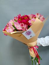 Букет цветов из:  Альстромерии в Вохме