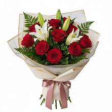 Букет цветов из:  Лилии и Розы #REPLACE_PRED# Вохме