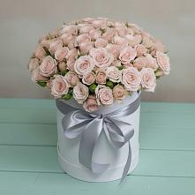 Цветочная композиция из Розы в шляпной коробке в Вохме