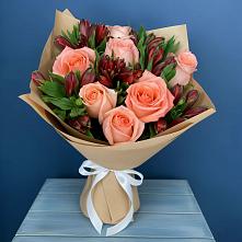 Букет цветов из:  Розы и Альстромерии в Вохме