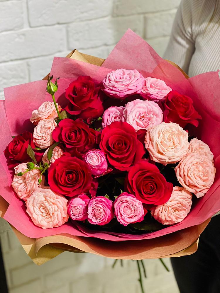 Букет цветов из: Розы в Вохме