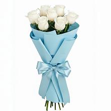 Букет 7 белых роз Проуд в Вохме