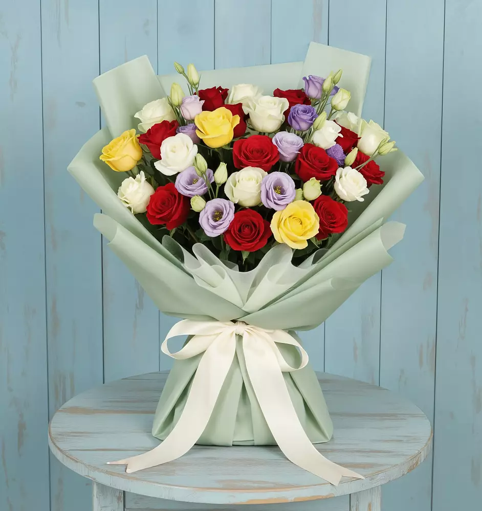 Букет цветов из: Розы в Вохме