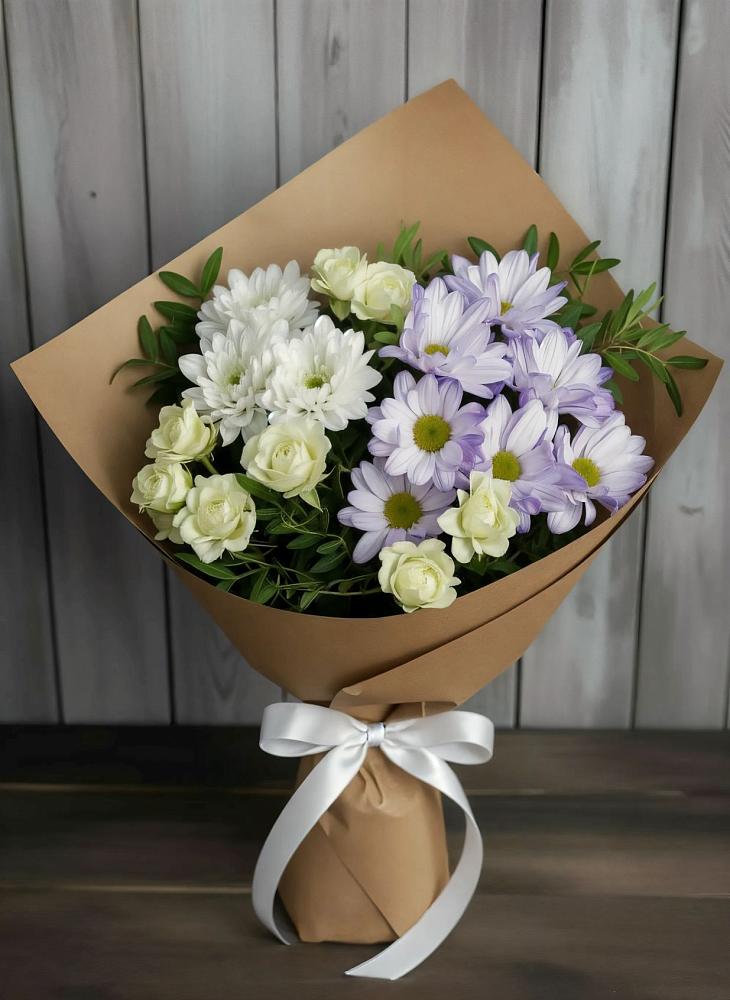 Букет цветов из: Хризантемы и Розы в Вохме