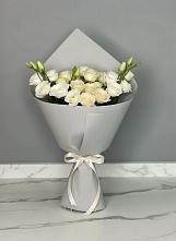 Букет цветов из:  Розы и Лизиантусы в Вохме